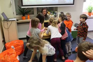 Say hallo - angielski w bibliotece